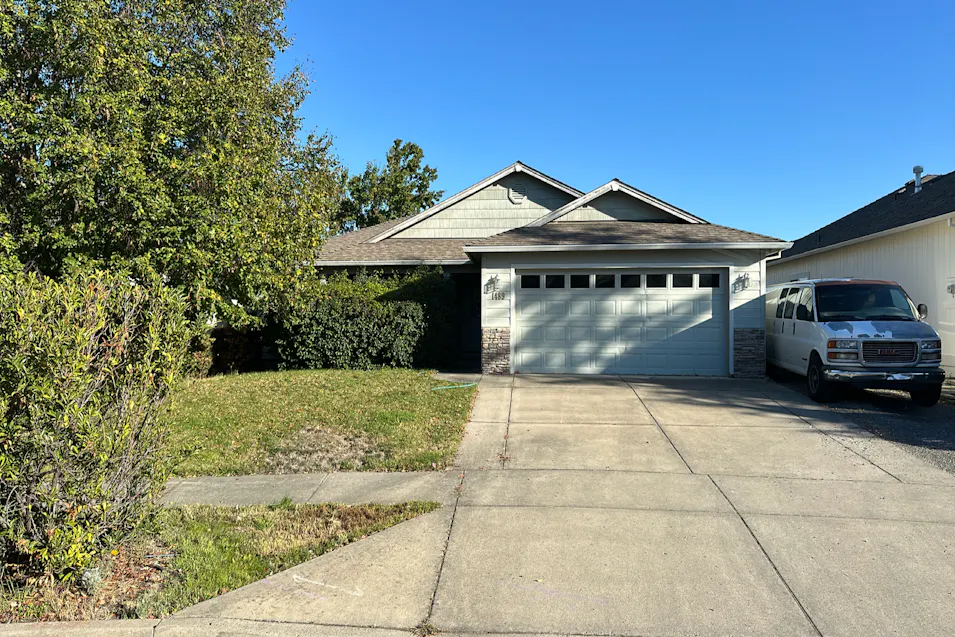 1489 Elaine Way Medford, OR 97501, Jackson County