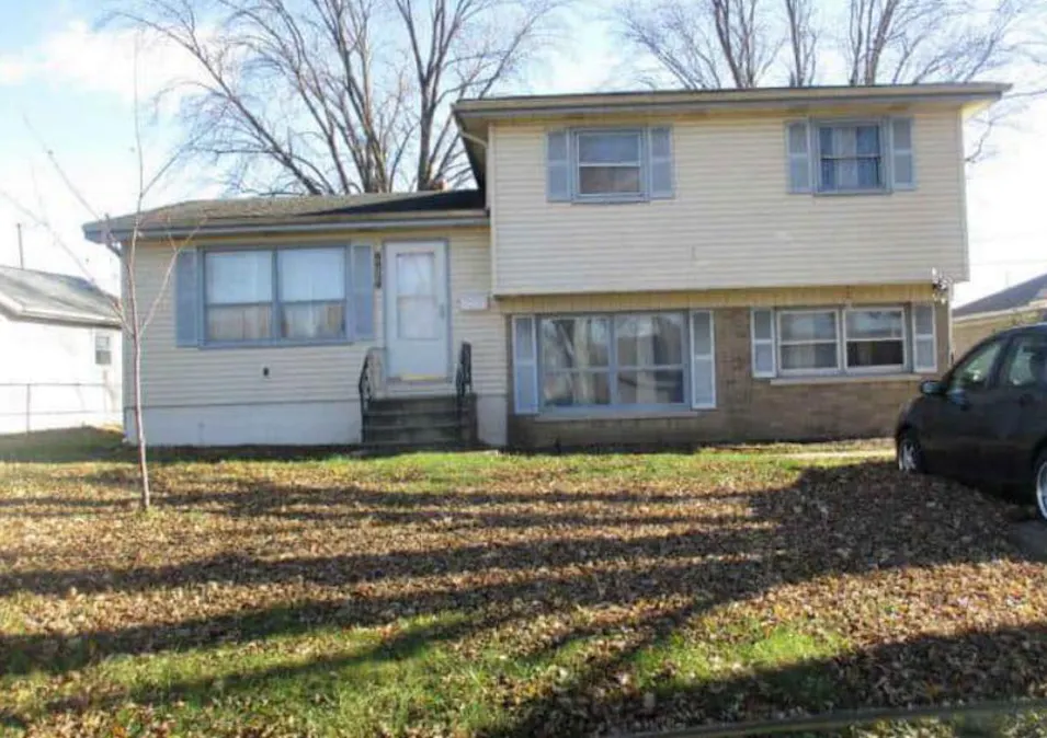 640 Lakeview Dr Manteno, IL 60950, Kankakee County