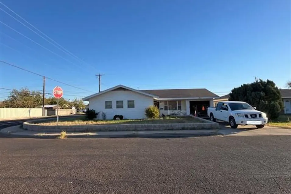 1724 E 50th St Odessa, TX 79762, Ector County