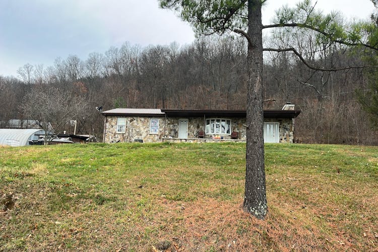 2163 Corner Rd Maysville, WV 26833, Grant County