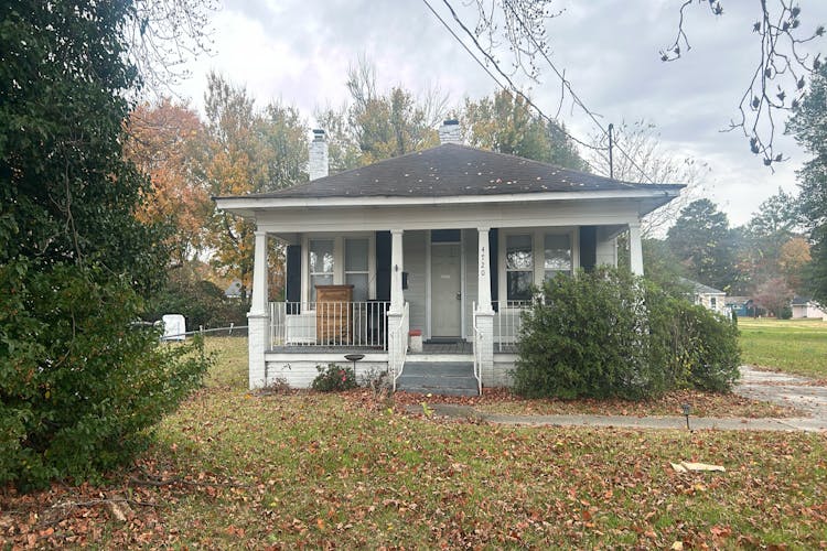 4720 Deep Creek Blvd Portsmouth, VA 23702, Portsmouth City County