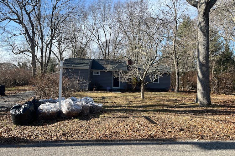 4 Oak Lane Coram, NY 11727, Suffolk County