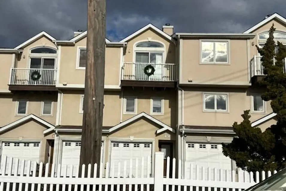 781 W Park Ave 105 Long Beach, NY 11561, Nassau County