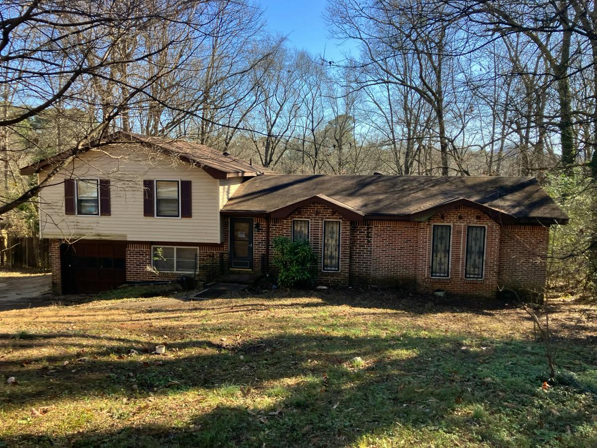 Argonne Dr, Center Point, AL 35215
