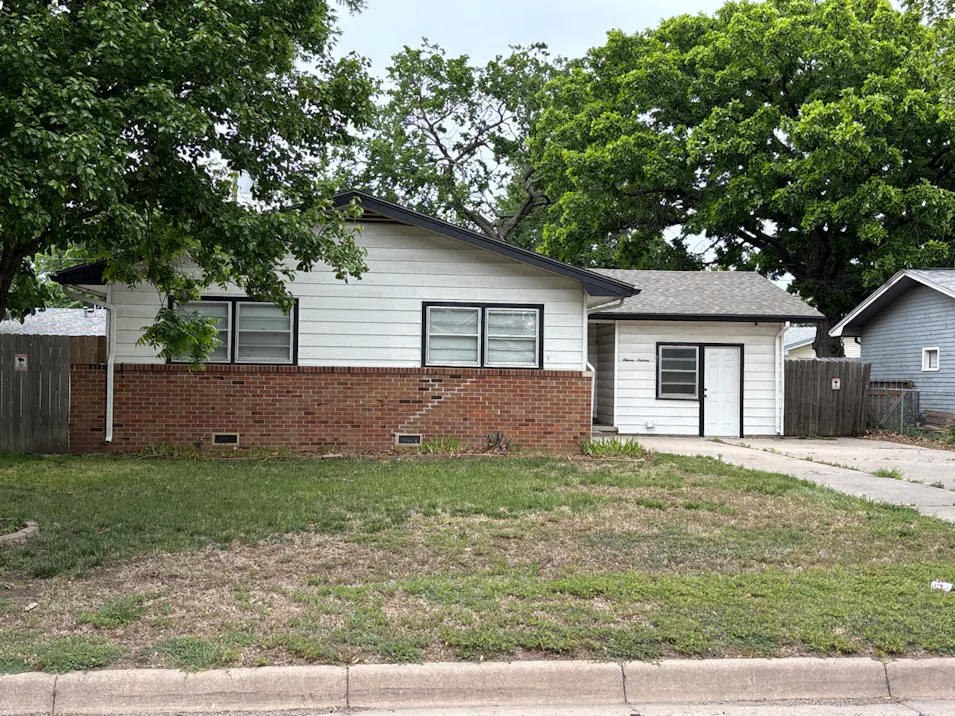 1116 W Marlboro St. Wichita, KS 67217, Sedgwick County