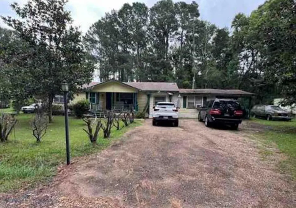 105 Ouachita 557 Camden, AR 71701, Ouachita County