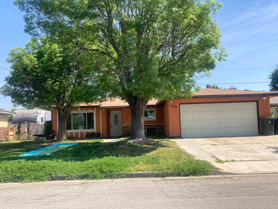 5804 Chandler Way Bakersfield, CA 93307, Kern County