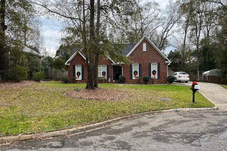 2425 Stonewood Drive Dothan, AL 36301, Houston County