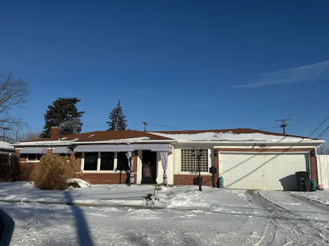 24280 Chernick St, Taylor, MI 48180, Wayne County