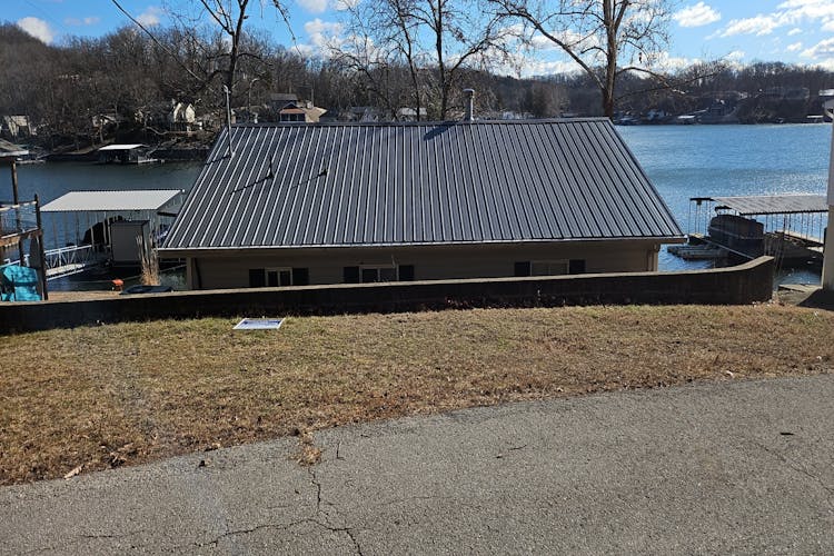 1046 Timber Ridge Rd Sunrise Beach, MO 65079, Camden County