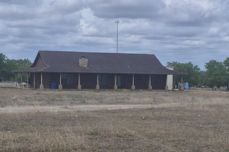 271 County Road 1161 Alice, TX 78332, Jim Wells County