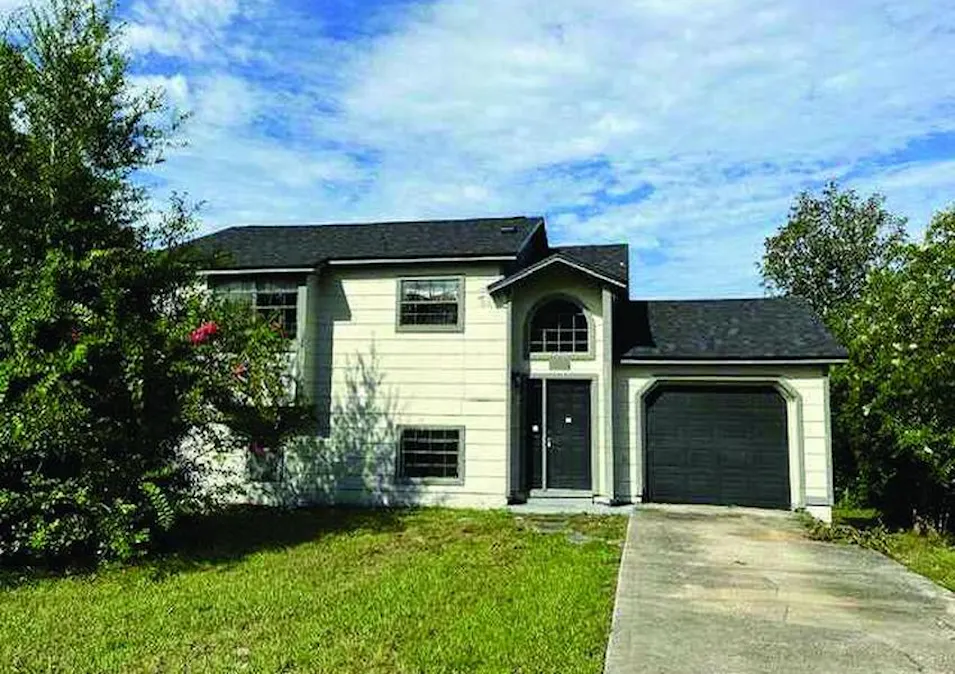 903 Maybrook Dr Deltona, FL 32725, Volusia County