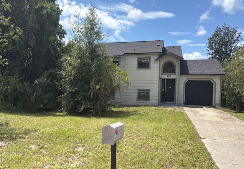 903 Maybrook Dr