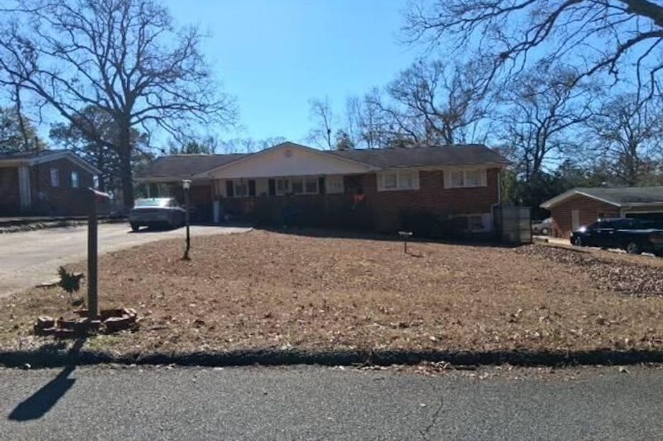 110 Hillridge Dr Warner Robins, GA 31088, Houston County