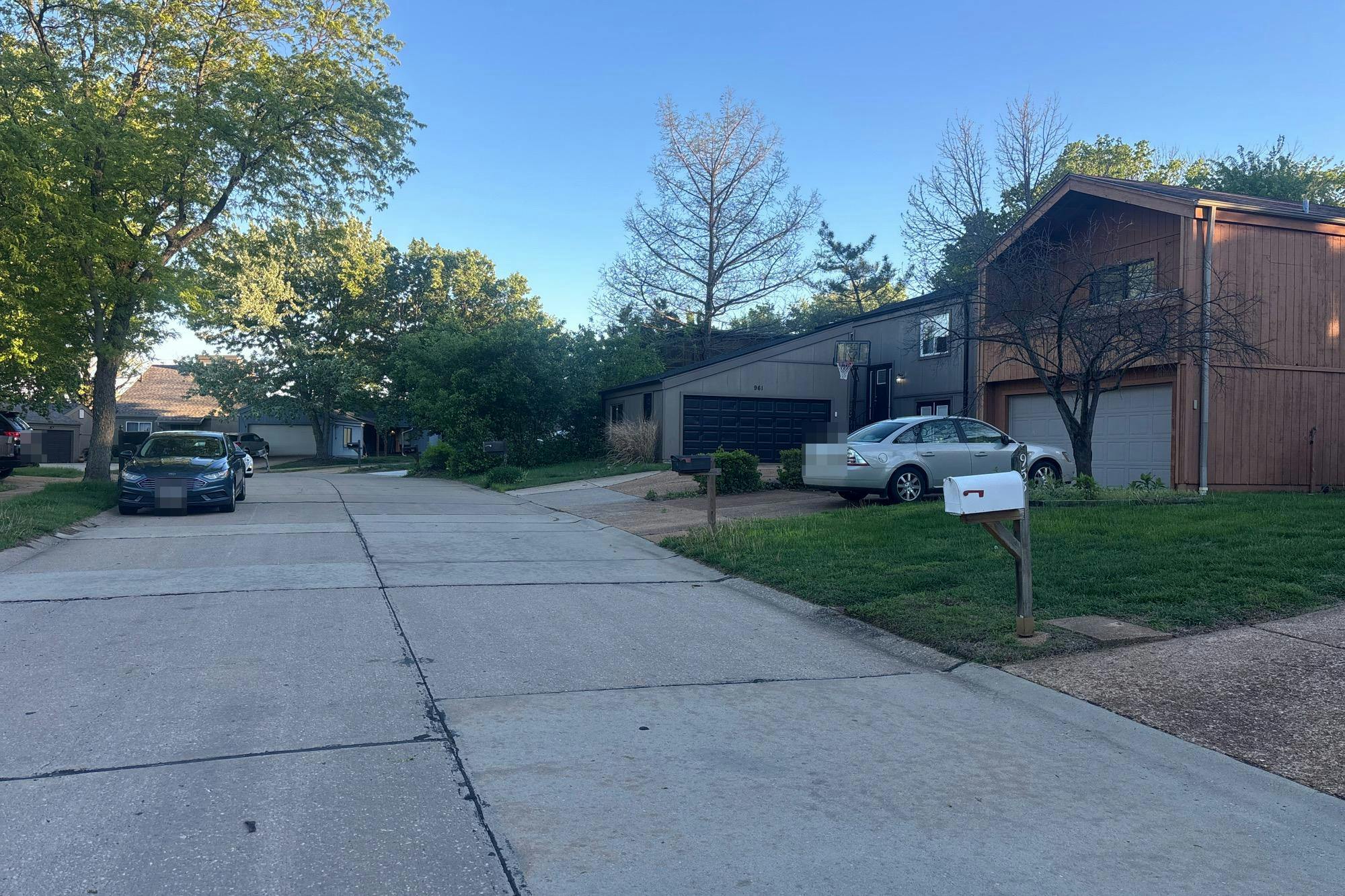 Beacon Woods Ct, Manchester, MO 63021