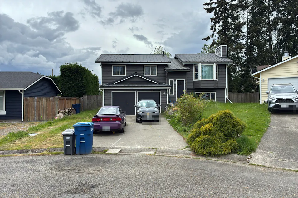 1301 S 239th Pl Des Moines, WA 98198, King County