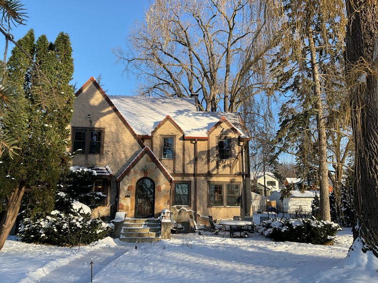 504 Mississippi River Bv S Saint Paul, MN 55116, Ramsey County