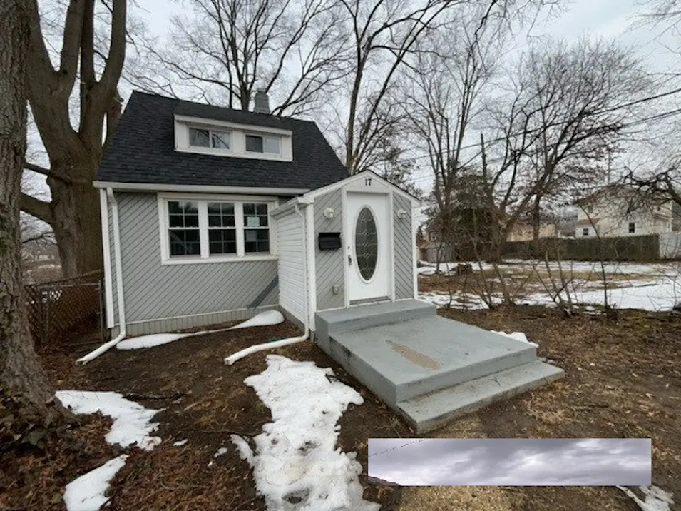 17w Buckingham Ave Mount Ephraim, NJ 08059, Camden County