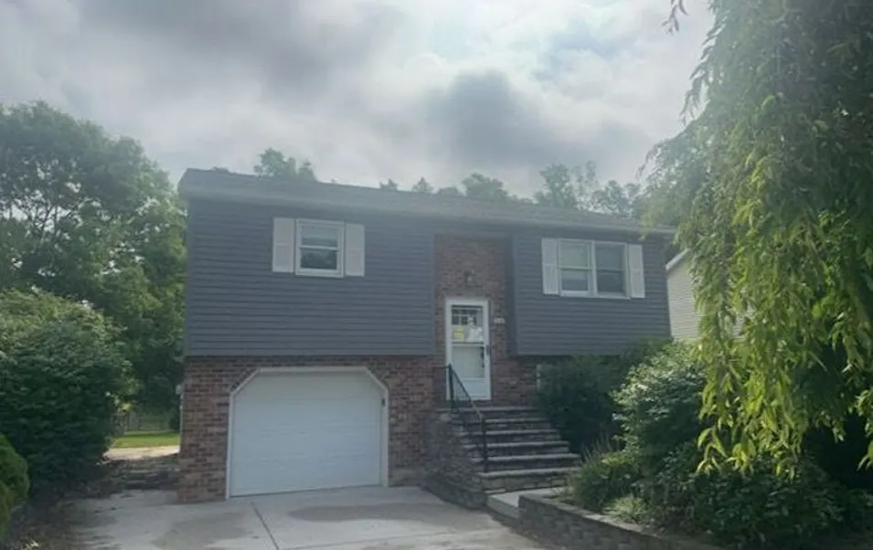 54 Fawn Ave New Oxford, PA 17350, Adams County