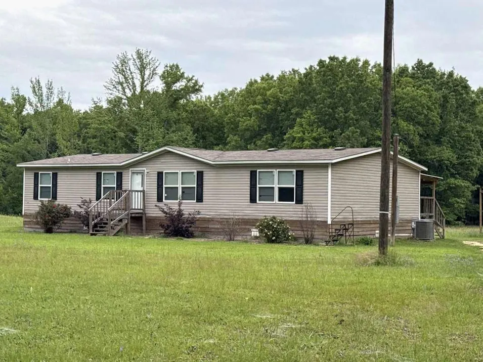 405 Ashley Road 306 Hamburg, AR 71646, Ashley County