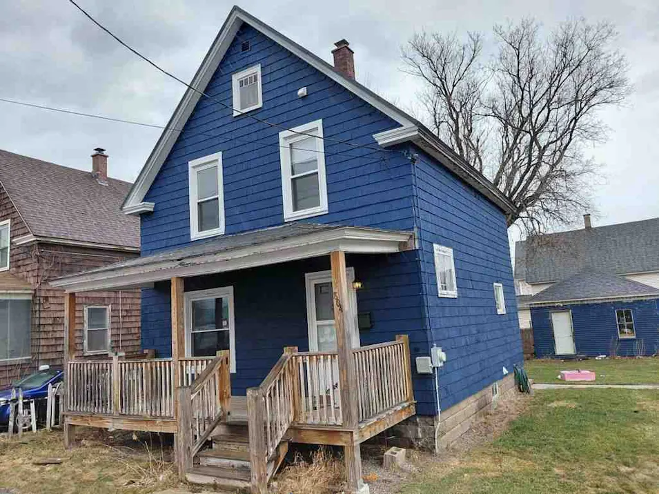 804 Third Avenue Berlin, NH 03570, Coos County