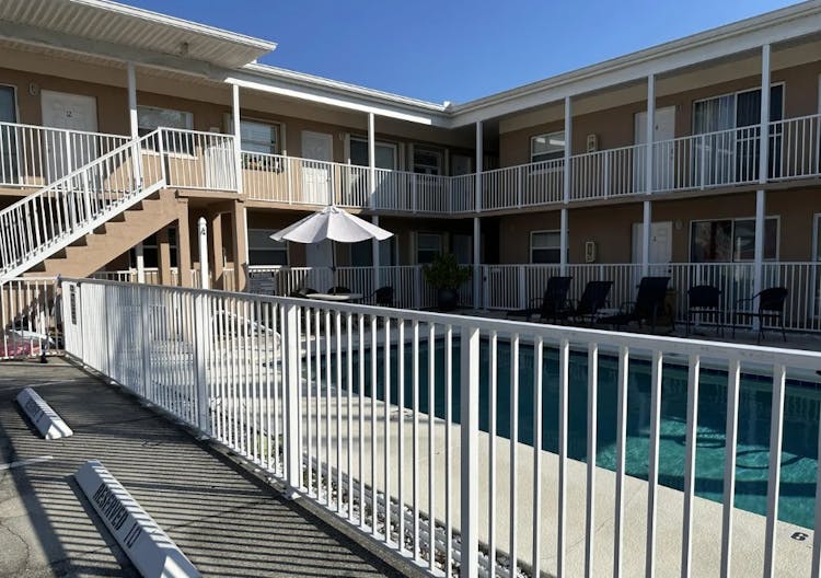 204 ADAMS AVE Apt 10 Cape Canaveral, FL 32920, Brevard County
