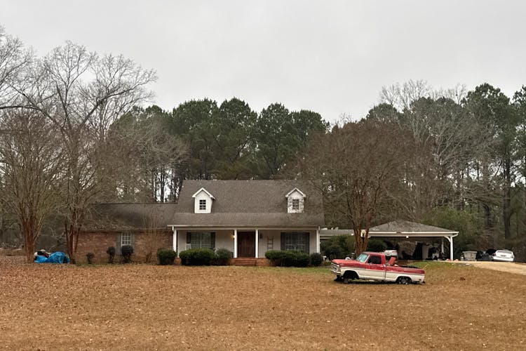 9345 Highway 14 West Louisville, MS 39339, Winston County