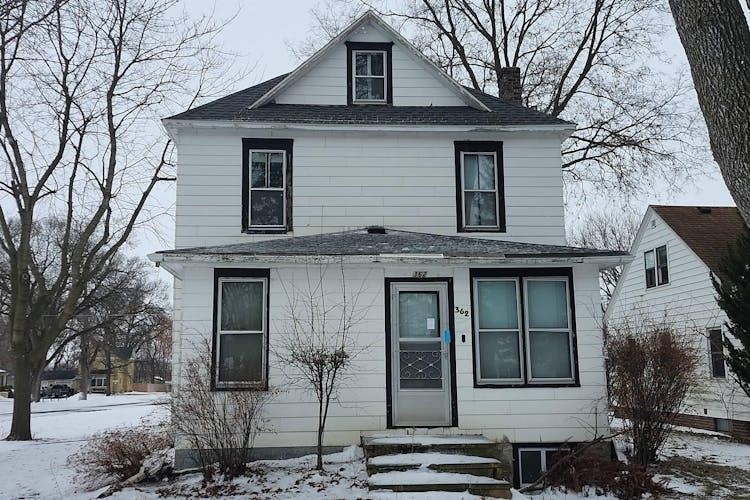 362 2nd St Gaylord, MN 55334, Sibley County