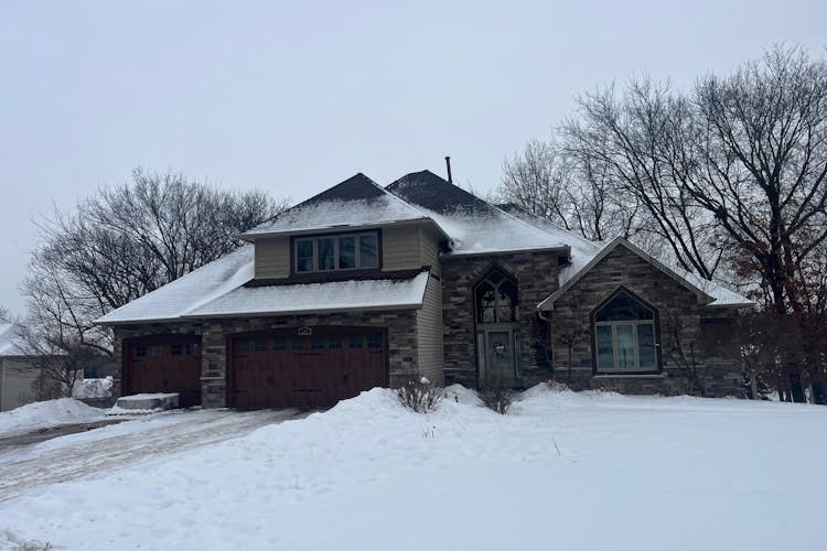 209 Innsbrook Lane Burnsville, MN 55306, Dakota County