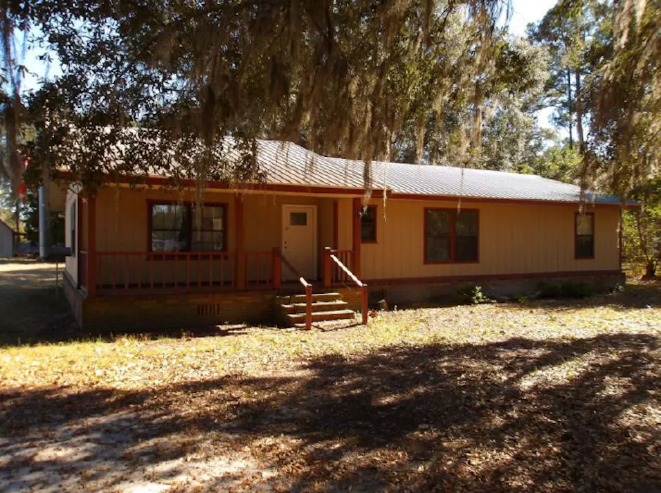 1733 Williams Rd Waycross, GA 31503, Ware County