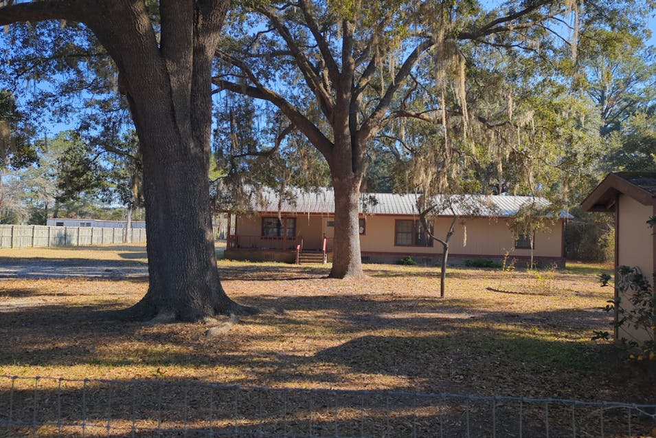 1733 Williams Rd Waycross, GA 31503, Brantley County