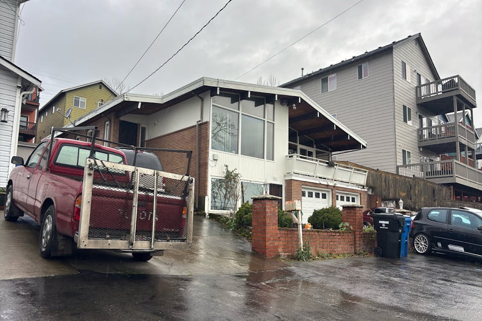 9411 49th Ave S Seattle, WA 98118, King County