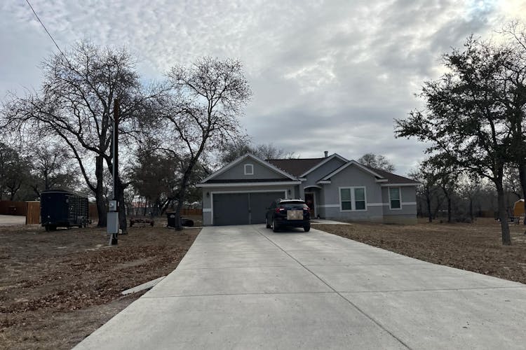 285 Eaglerock Poteet, TX 78065, Atascosa County