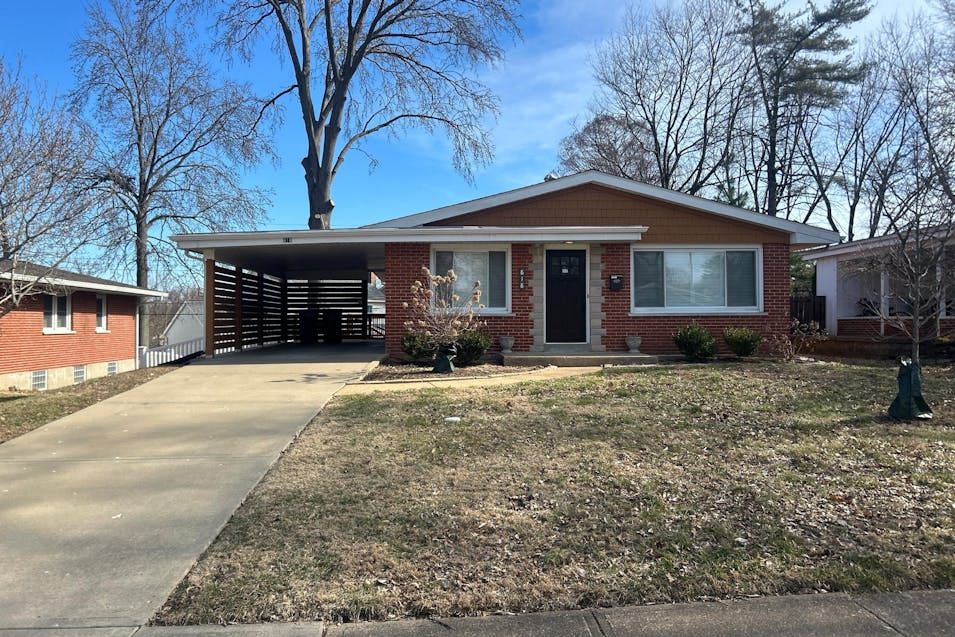 818 Doerwood Ct Saint Louis, MO 63122, St. Louis County