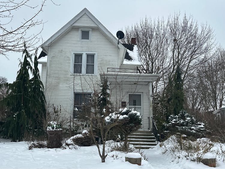 306 E Kilbuck St Tecumseh, MI 49286, Lenawee County