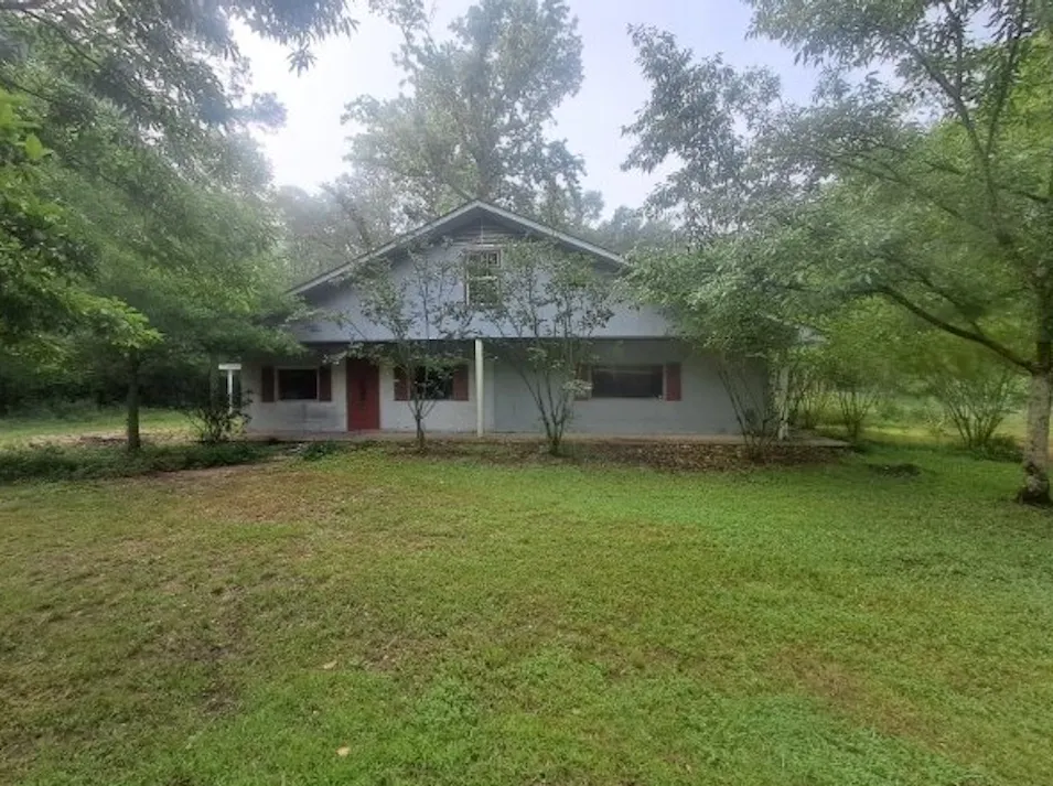 30 Griss Locke Rd Seminary, MS 39479, Covington County