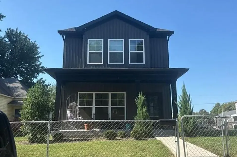2019e Market St New Albany, IN 47150, Clark County