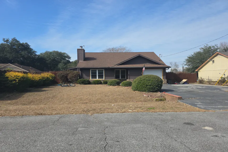 1386 Forest Lake Dr Hinesville, GA 31313, Liberty County