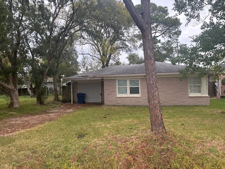 2320 29th Ave N Texas City, TX 77590, Galveston County