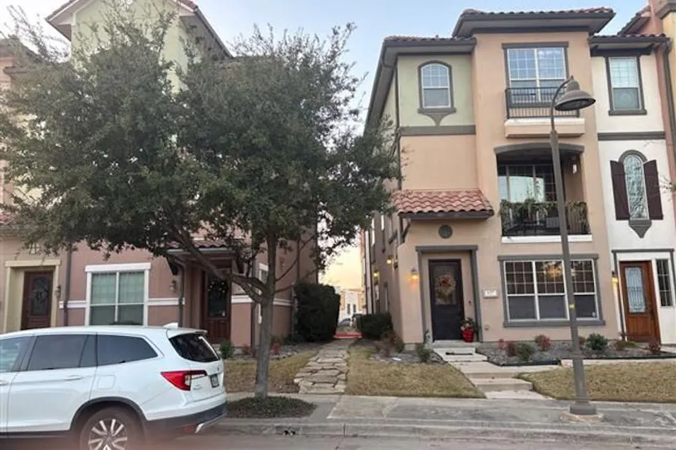 627 Senda Unit 58 Irving, TX 75039, Dallas County