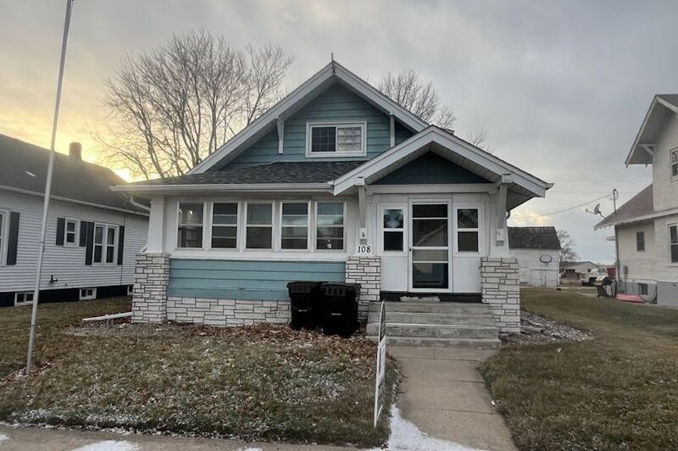 108 N Plum St Plainview, NE 68769, Pierce County