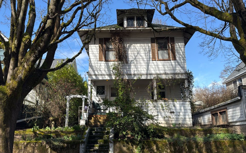 2827 NE Hoyt St Portland, OR 97232, Multnomah County