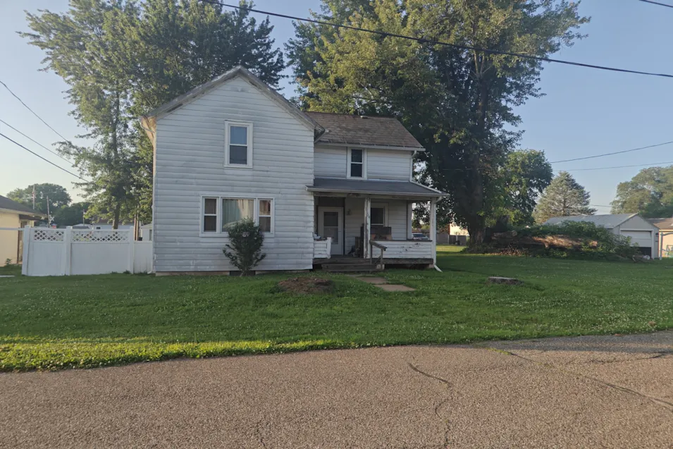 614 Franklin Ave Conesville, OH 43811, Coshocton County