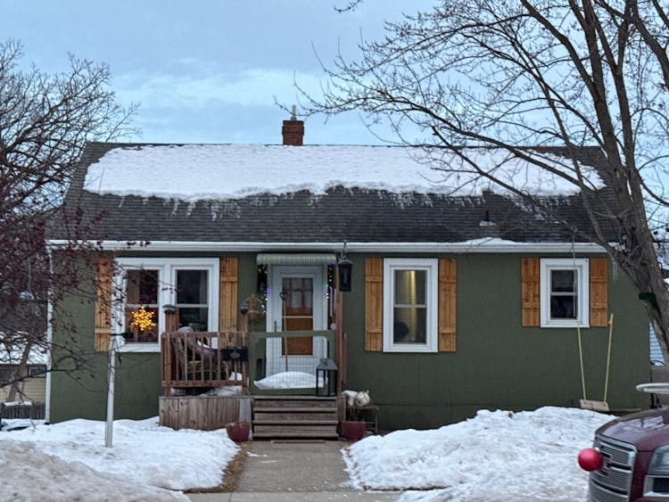 614 Wilson Ave Northeast Saint Cloud, MN 56304, Sherburne County