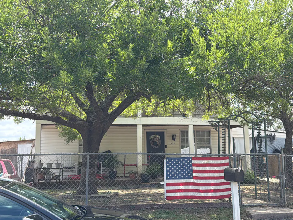 1309 Avenue A Hondo, TX 78861, Medina County