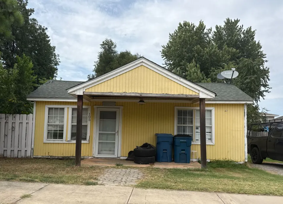 105 E Oak Tuttle, OK 73089, Grady County