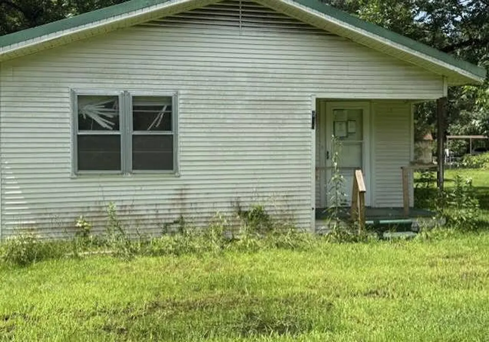 614 East Spruce Street Huntington, TX 75949, Angelina County