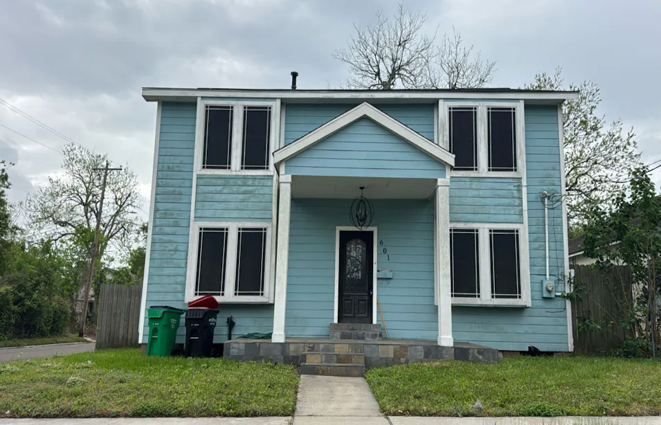 601 W Cleveland St Baytown, TX 77520, Harris County