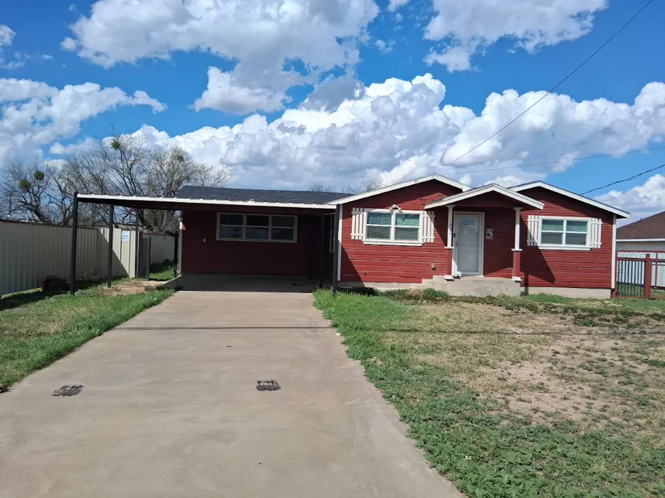 1006 E 40th Street San Angelo, TX 76903, Tom Green County