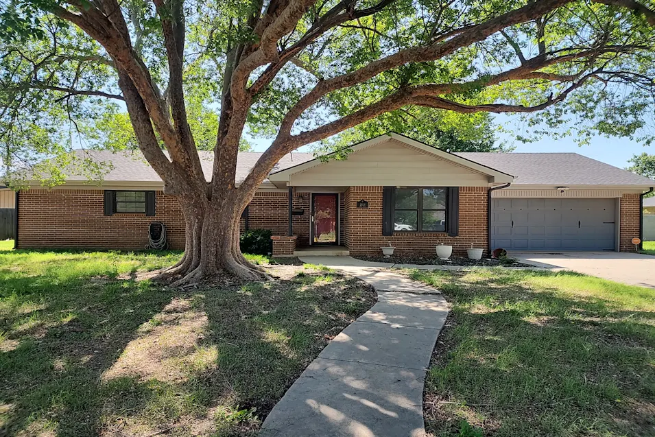 2529 Aspen Dr Pampa, TX 79065, Gray County